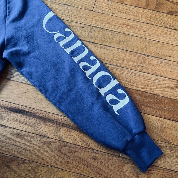 Vintage 90s Canadian Museum of Civilization Graphic Sweatshirt - Picture 3 of 5